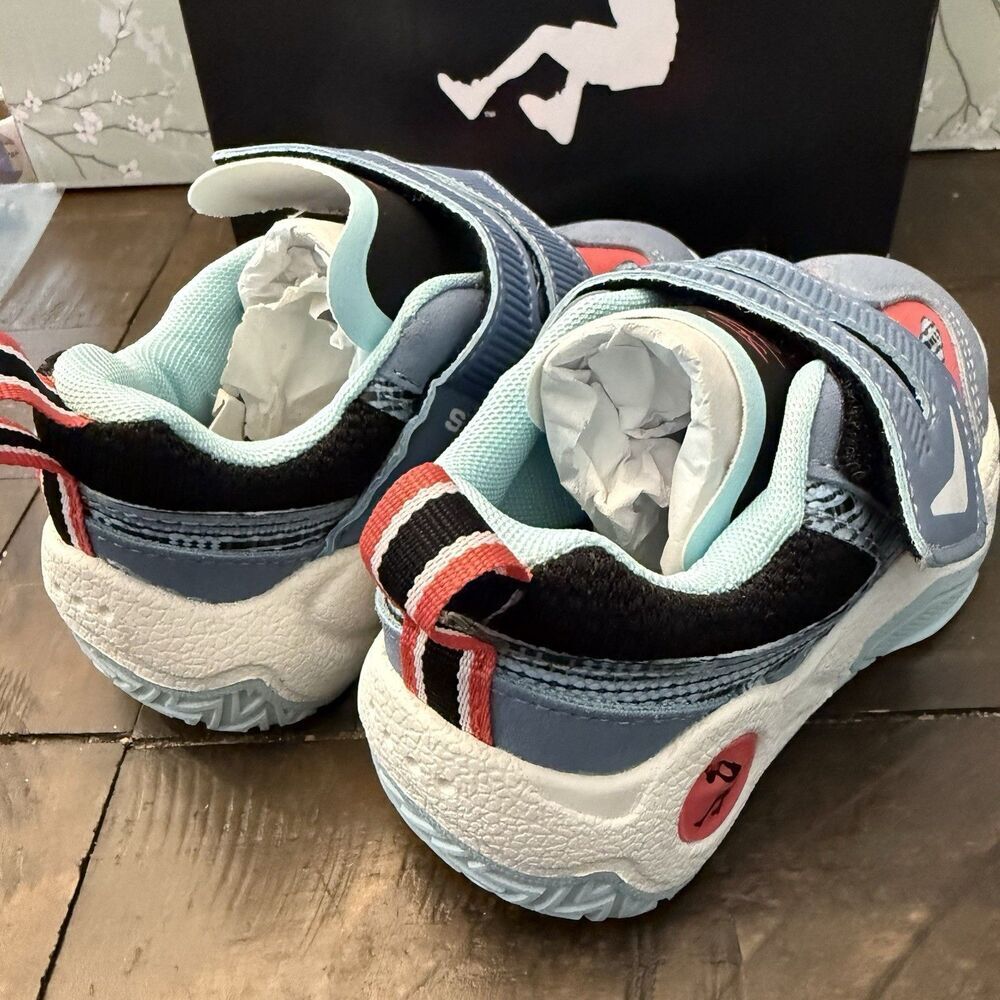 New SHAQ Basketball Shoes Sneaker Blue Coral Black Toddler Boys RAQ Low Size 9 - Picture 3 of 7